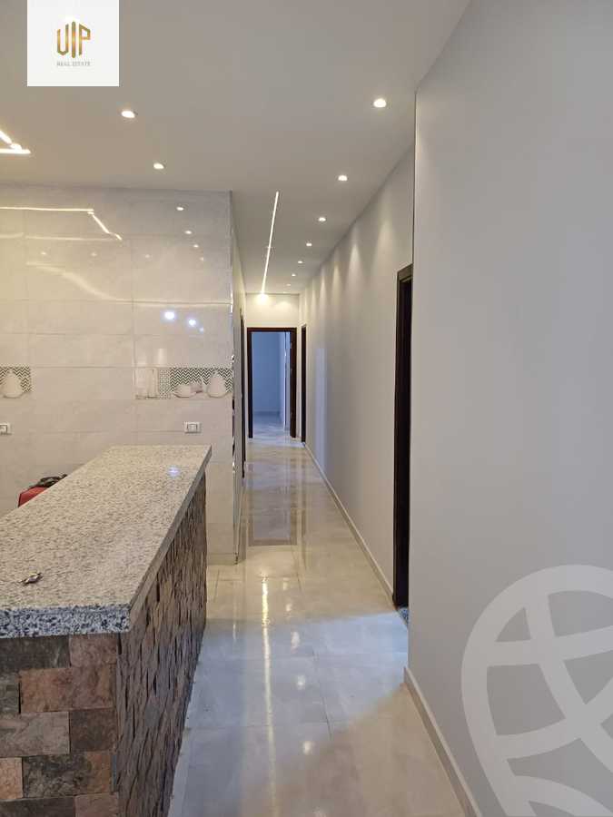 https://aqarmap.com.eg/ar/listing/6328030-for-sale-cairo-new-cairo-compounds-el-mostashareen-compound