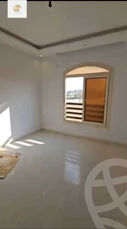 https://aqarmap.com.eg/ar/listing/6330786-for-sale-cairo-new-cairo-compounds-el-mostashareen-compound