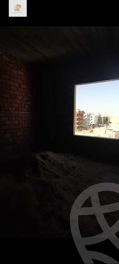 https://aqarmap.com.eg/ar/listing/6331855-for-sale-cairo-new-cairo-compounds-clove-mall-meamar