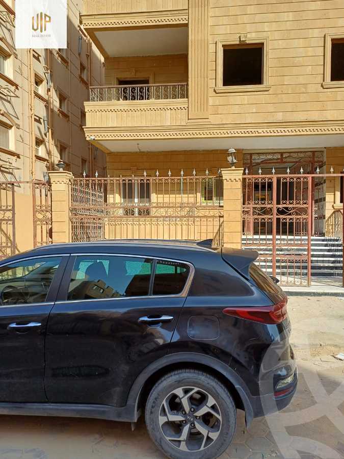 https://aqarmap.com.eg/ar/listing/6351249-for-sale-cairo-new-cairo-compounds-el-mostashareen-compound