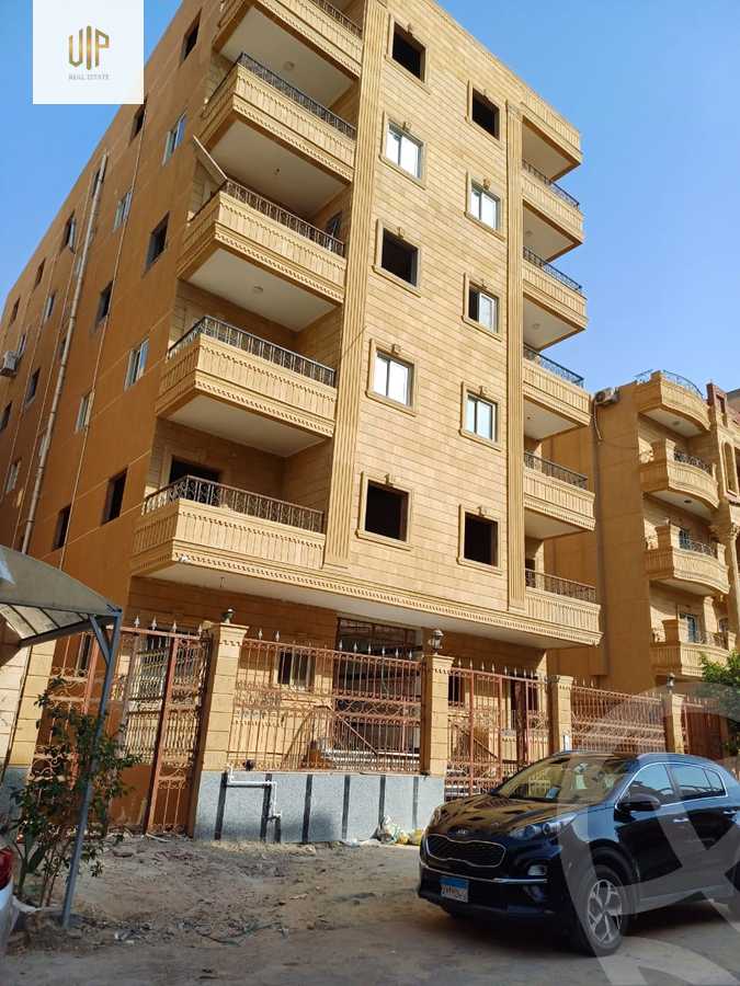 https://aqarmap.com.eg/ar/listing/6351249-for-sale-cairo-new-cairo-compounds-el-mostashareen-compound