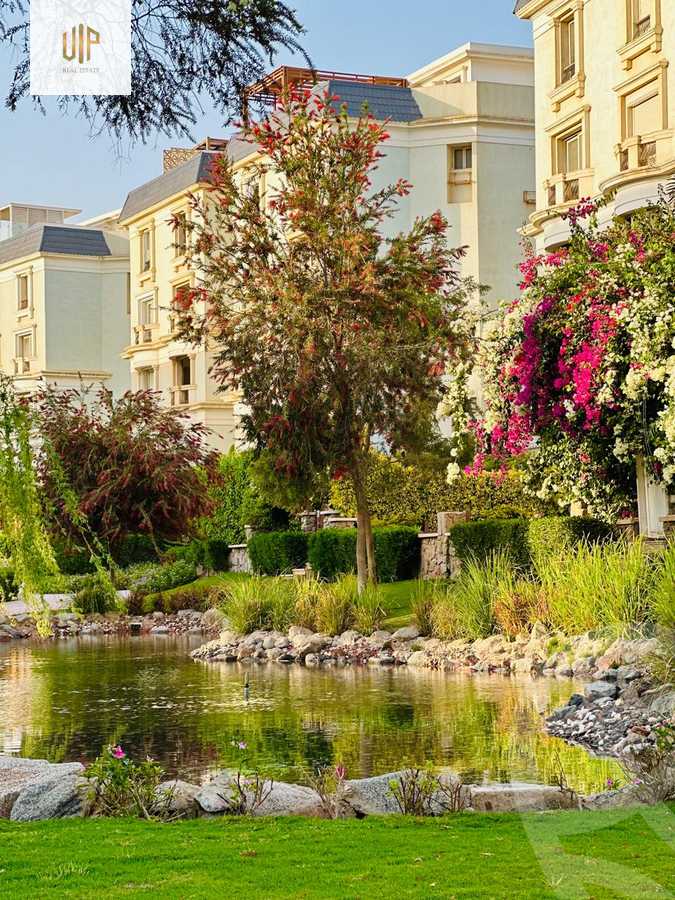 https://aqarmap.com.eg/en/listing/6361524-for-sale-cairo-new-cairo-compounds-mountain-view-hyde-park