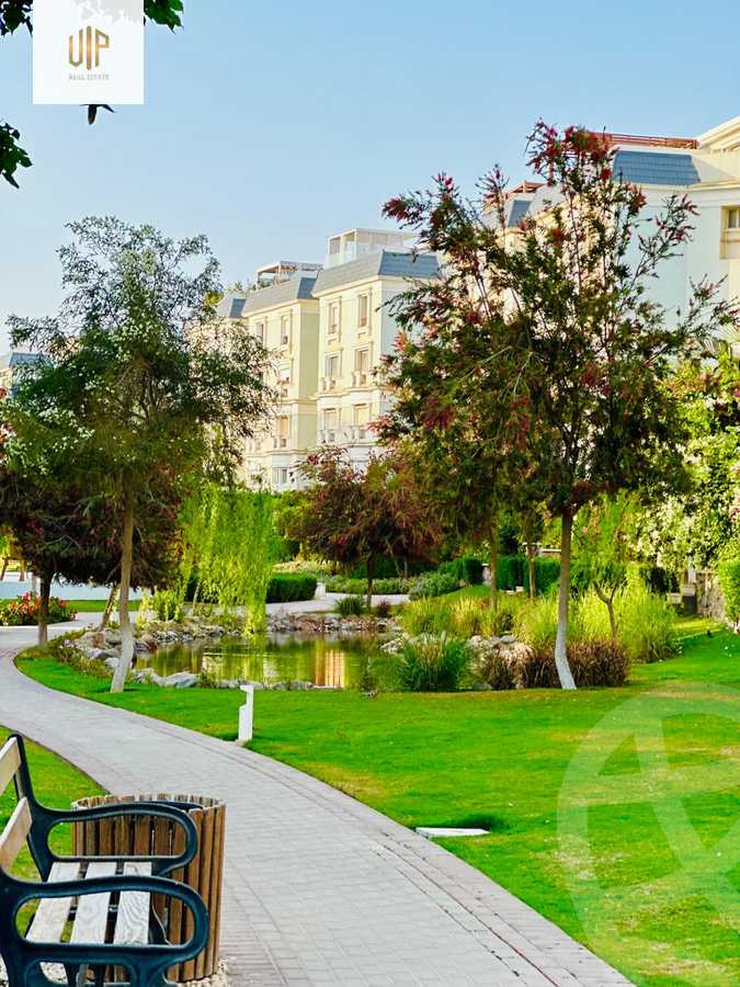 https://aqarmap.com.eg/en/listing/6361524-for-sale-cairo-new-cairo-compounds-mountain-view-hyde-park