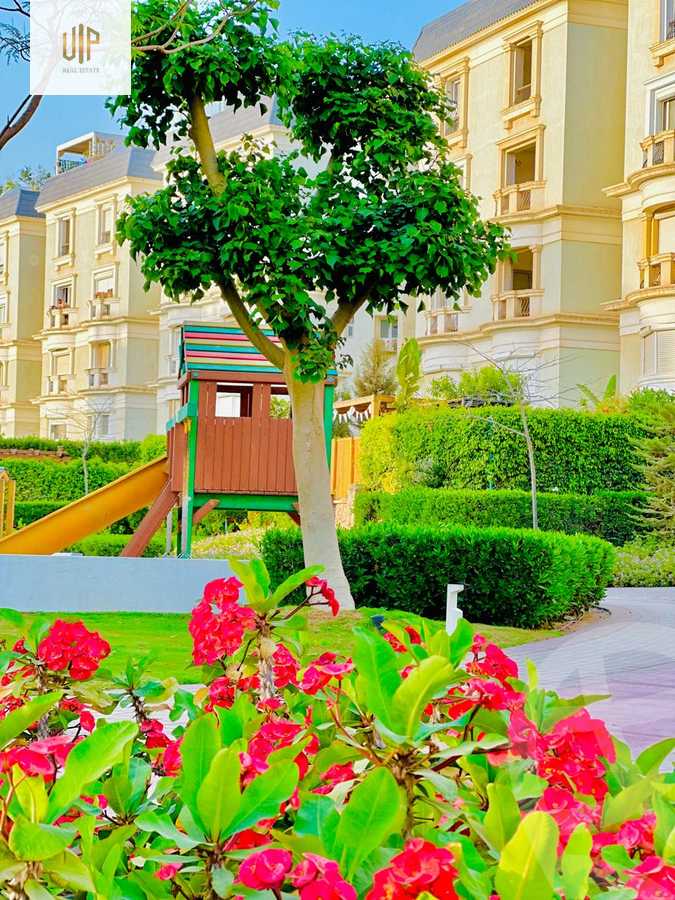 https://aqarmap.com.eg/en/listing/6361524-for-sale-cairo-new-cairo-compounds-mountain-view-hyde-park
