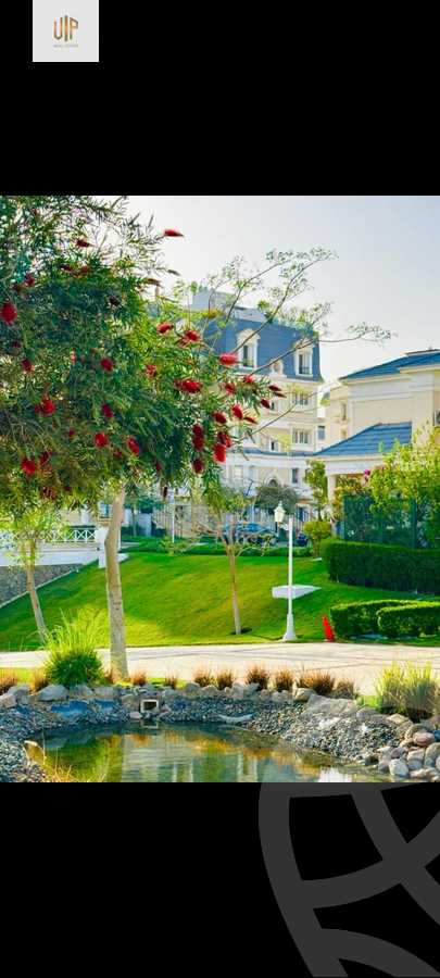 https://aqarmap.com.eg/en/listing/6361524-for-sale-cairo-new-cairo-compounds-mountain-view-hyde-park