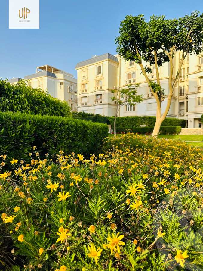 https://aqarmap.com.eg/en/listing/6361524-for-sale-cairo-new-cairo-compounds-mountain-view-hyde-park