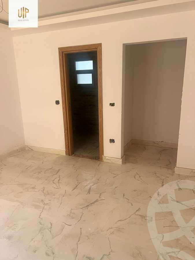 https://aqarmap.com.eg/ar/listing/6376649-for-sale-cairo-new-cairo-compounds-flowers-park