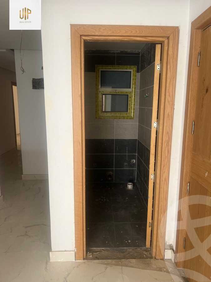 https://aqarmap.com.eg/ar/listing/6376649-for-sale-cairo-new-cairo-compounds-flowers-park