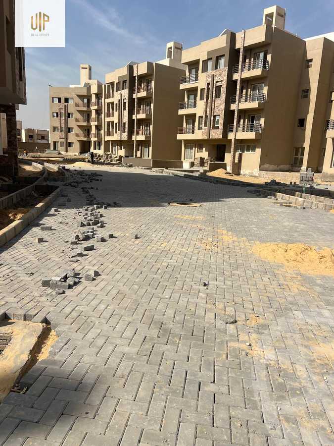 https://aqarmap.com.eg/ar/listing/6376649-for-sale-cairo-new-cairo-compounds-flowers-park