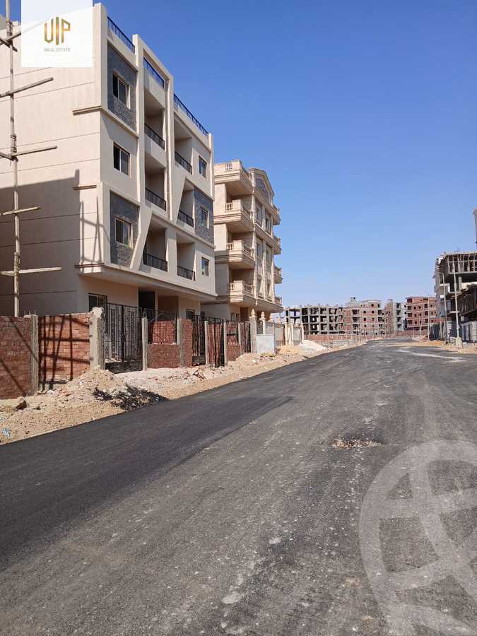 https://aqarmap.com.eg/en/listing/6380125-for-sale-cairo-new-cairo-bait-el-watan-fourth-neighborhood