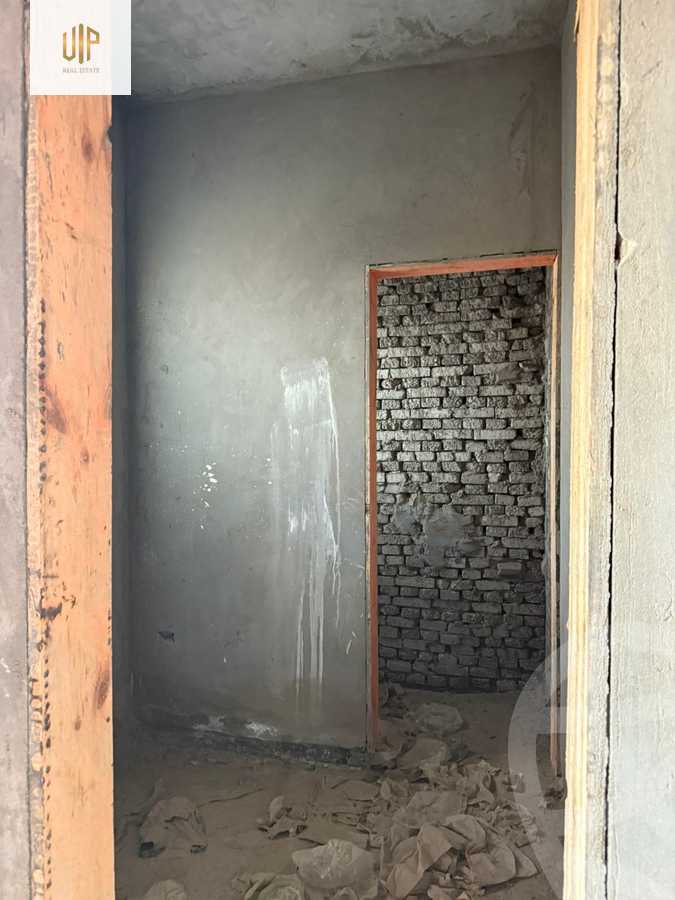https://aqarmap.com.eg/en/listing/6421984-for-sale-cairo-new-cairo-compounds-les-rois