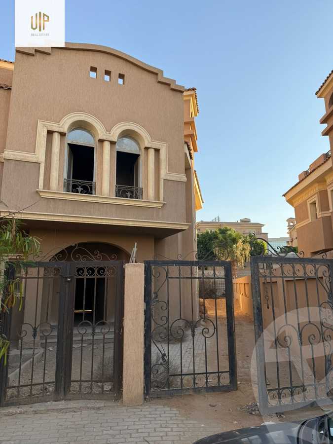 https://aqarmap.com.eg/en/listing/6421984-for-sale-cairo-new-cairo-compounds-les-rois