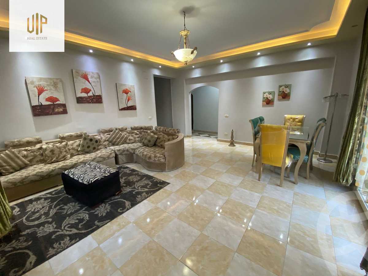 https://aqarmap.com.eg/en/listing/6433380-for-sale-cairo-new-cairo-el-ahyaa-first-neighborhood-street-1
