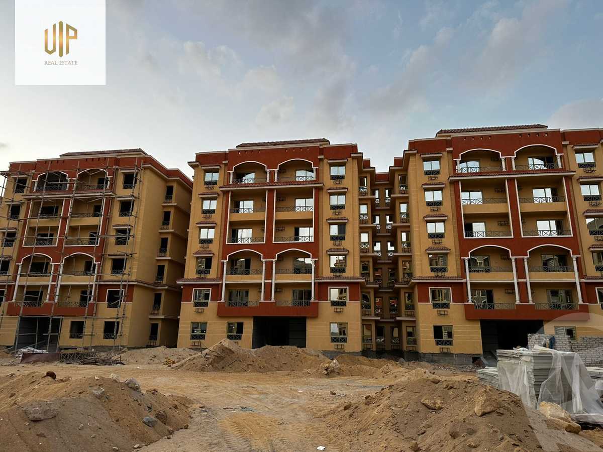 https://aqarmap.com.eg/en/listing/6483913-for-sale-cairo-new-cairo-compounds-loaloat-new-cairo