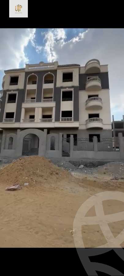 https://aqarmap.com.eg/en/listing/6484679-for-sale-cairo-new-cairo-bait-el-watan-fourth-neighborhood