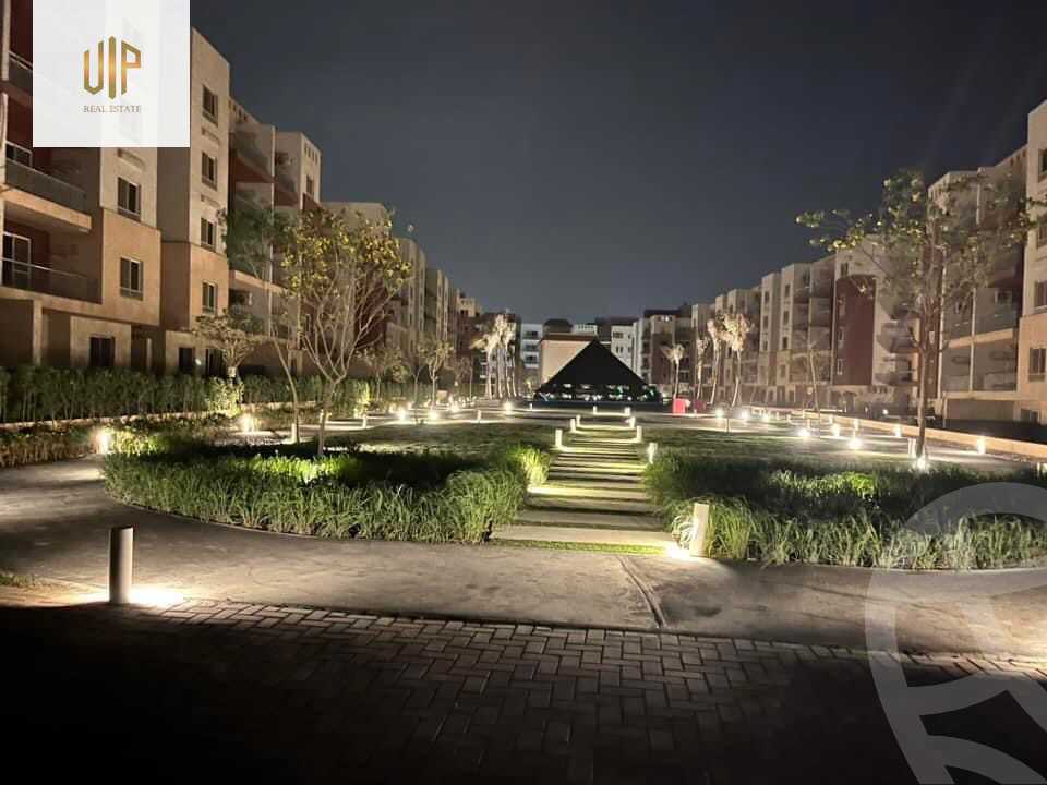 https://aqarmap.com.eg/ar/listing/6567455-for-sale-cairo-new-cairo-compounds-brwmynd-ryzydns-wdy-djl-llttwyr