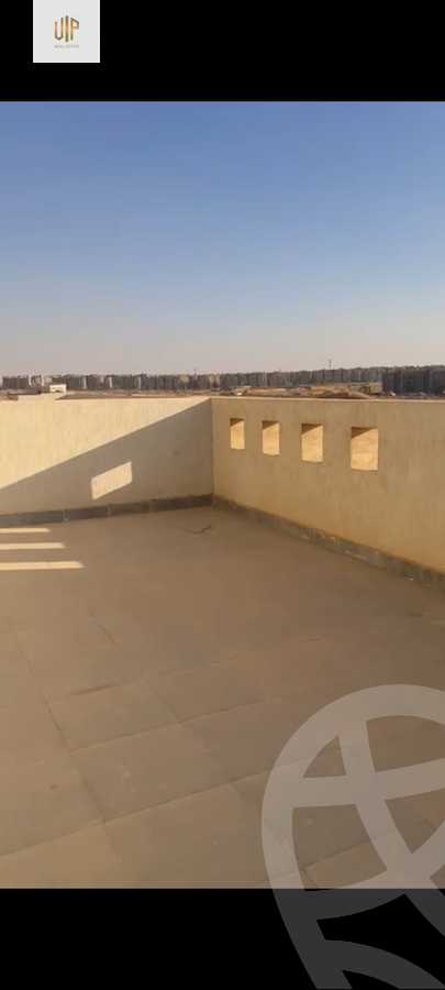 https://aqarmap.com.eg/ar/listing/6570636-for-sale-cairo-new-cairo-compounds-brwmynd-ryzydns-wdy-djl-llttwyr