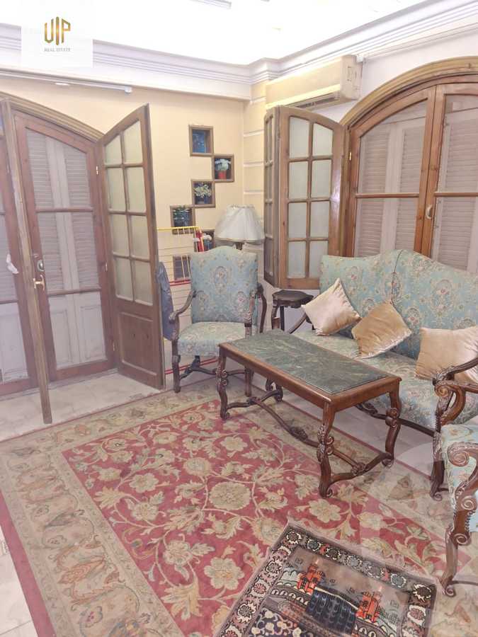 https://aqarmap.com.eg/ar/listing/6583517-for-sale-cairo-6th-of-october-el-ahyaa-neighborhood-1st-al-maahad