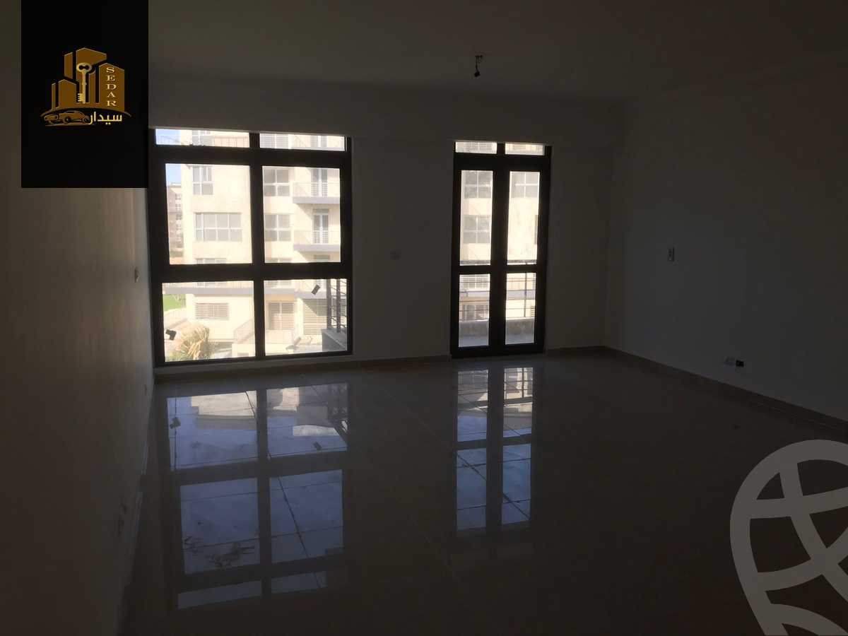 https://aqarmap.com.eg/ar/listing/4821141-for-rent-cairo-new-cairo-madinaty-eighth-zone-buildings-cairo-el-ain-el-sokhna-road