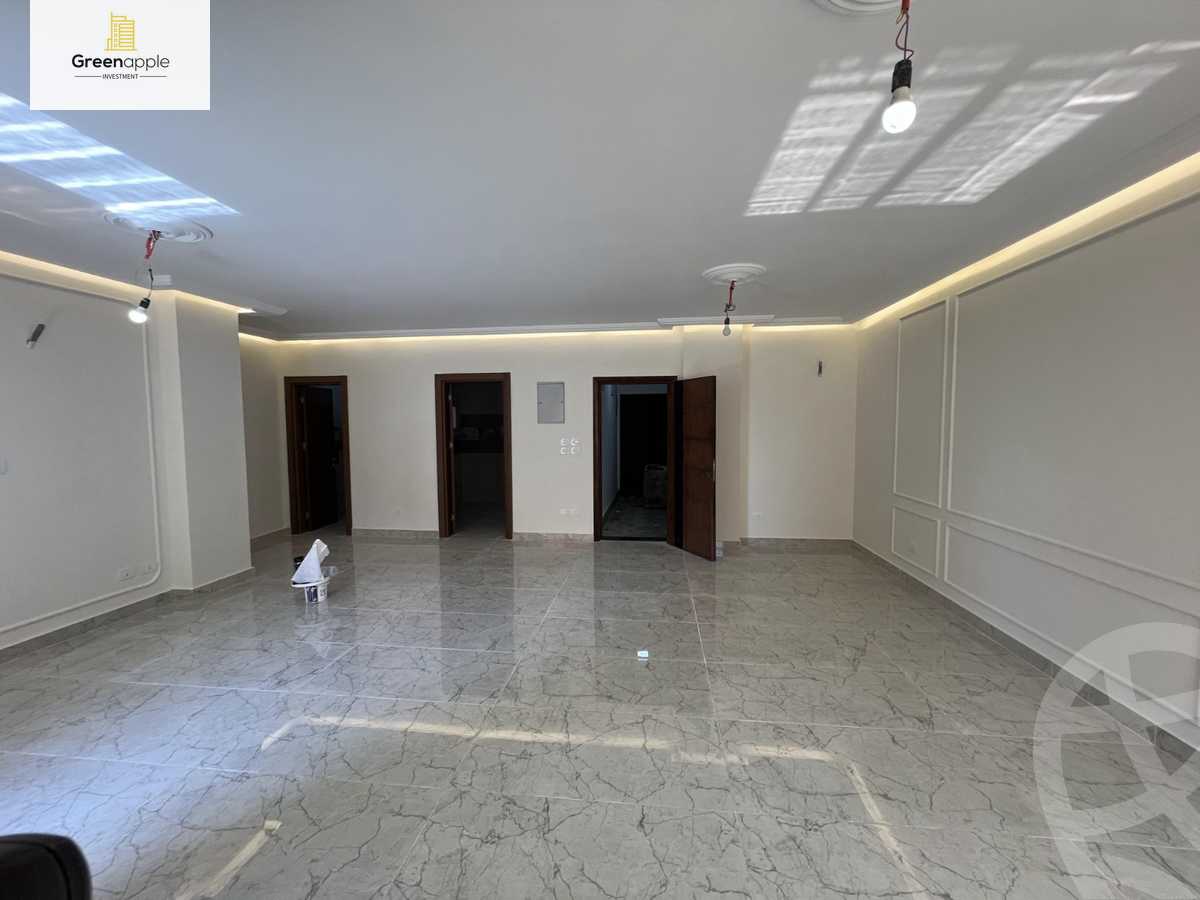 https://aqarmap.com.eg/en/listing/4368264-for-rent-cairo-new-cairo-compounds-rock-vera