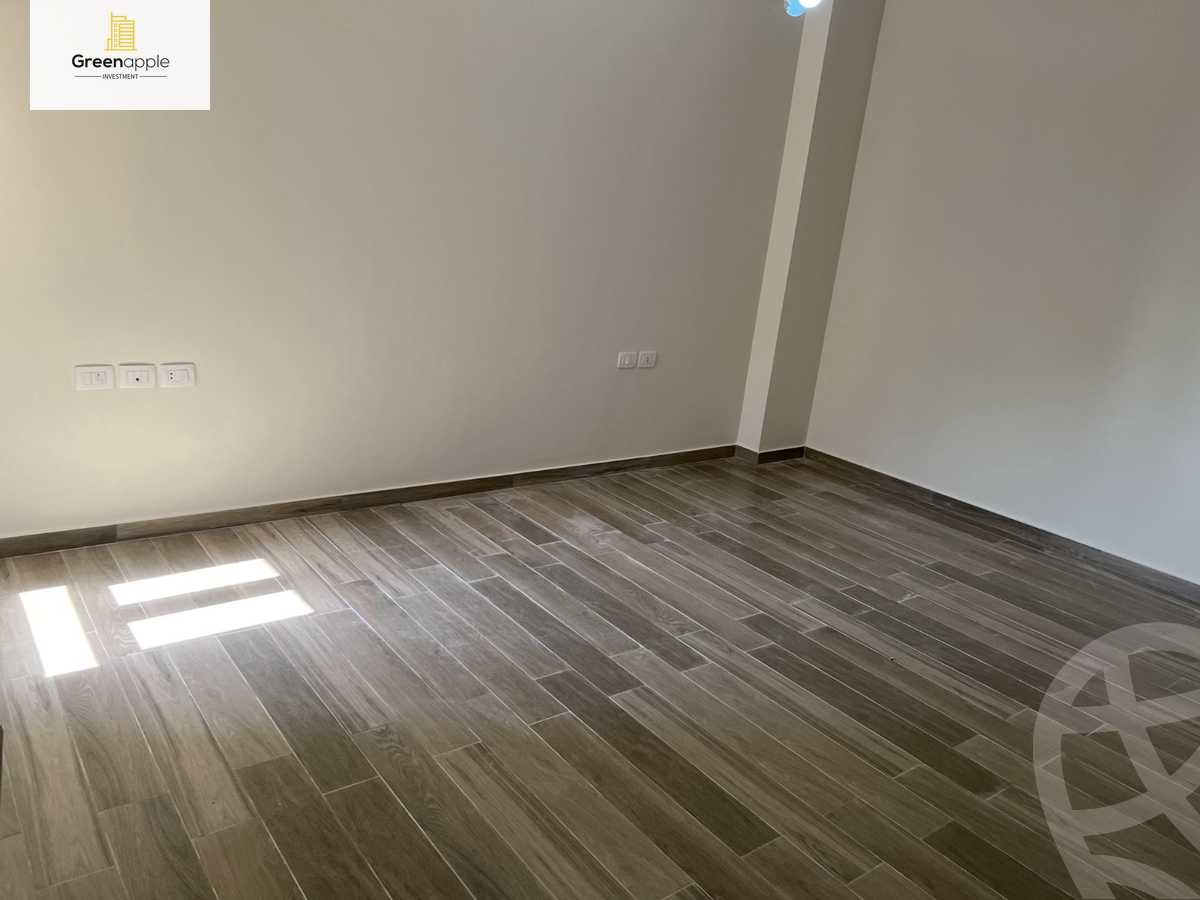 https://aqarmap.com.eg/en/listing/4368264-for-rent-cairo-new-cairo-compounds-rock-vera