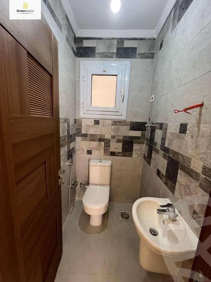https://aqarmap.com.eg/en/listing/4368264-for-rent-cairo-new-cairo-compounds-rock-vera