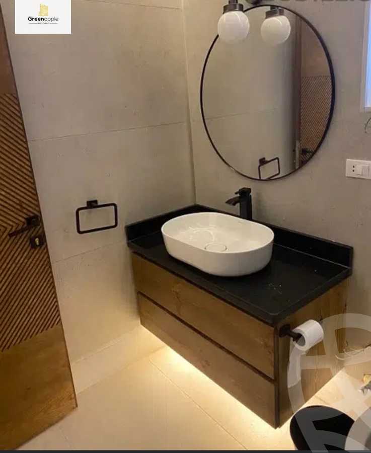 https://aqarmap.com.eg/en/listing/4372260-for-sale-cairo-new-cairo-compounds-moon-valley
