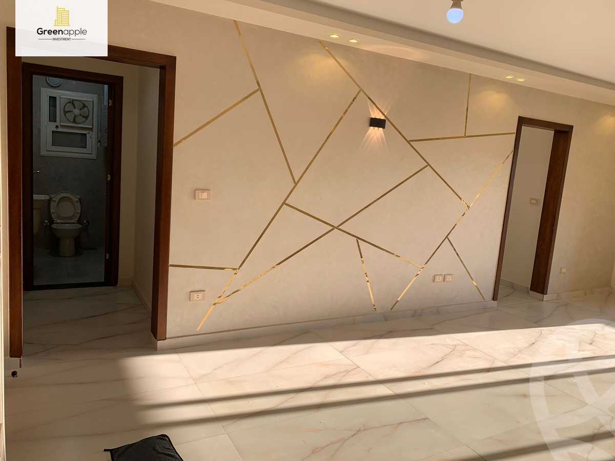 https://aqarmap.com.eg/ar/listing/4375534-for-rent-cairo-new-cairo-compounds-the-square
