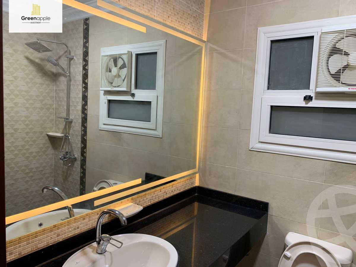 https://aqarmap.com.eg/ar/listing/4375534-for-rent-cairo-new-cairo-compounds-the-square