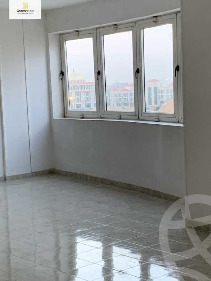 https://aqarmap.com.eg/en/listing/4475942-for-rent-cairo-new-cairo-lrhb-city-phase-1-ahmed-rami-st