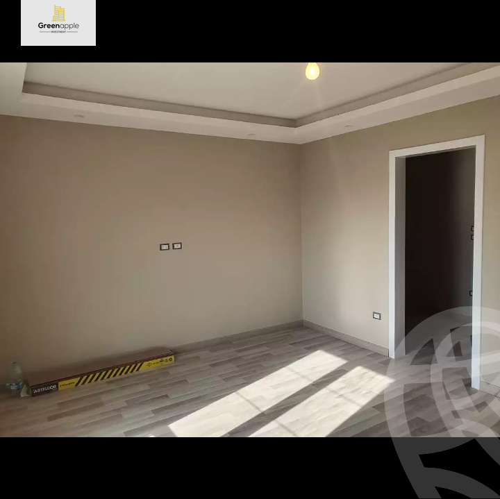 https://aqarmap.com.eg/en/listing/4849250-for-rent-cairo-new-cairo-compounds-mountain-view-hyde-park