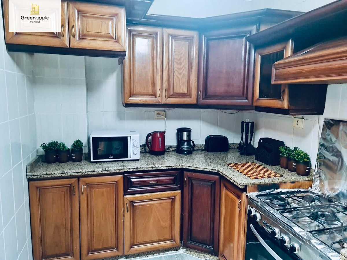 https://aqarmap.com.eg/ar/listing/5080415-for-rent-cairo-new-cairo-lrhb-city-phase-4-mohammed-farid-st