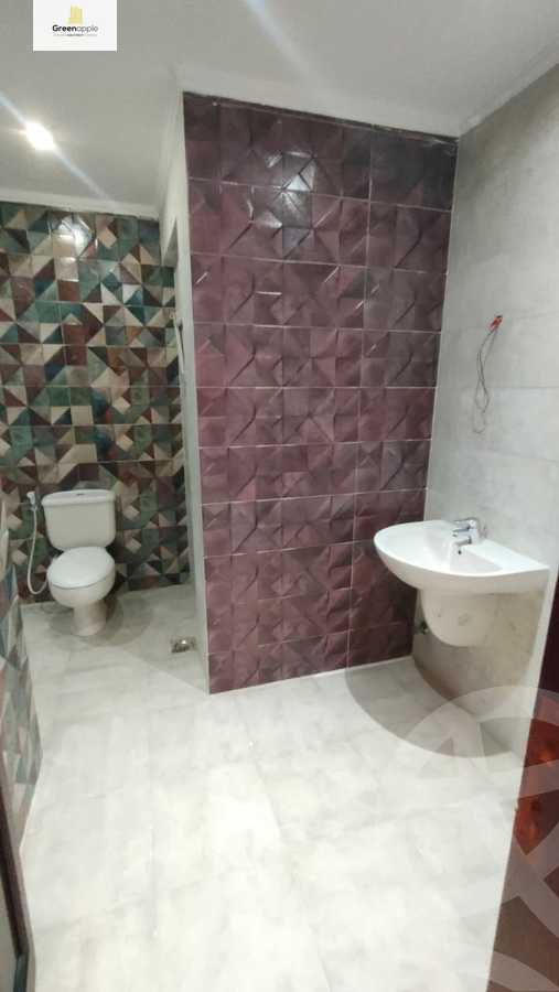 https://aqarmap.com.eg/en/listing/5216657-for-sale-cairo-new-cairo-compounds-mwrd-fq-llttwyr