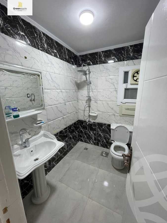 https://aqarmap.com.eg/ar/listing/5280493-for-rent-cairo-new-cairo-compounds-dorat-el-kahera