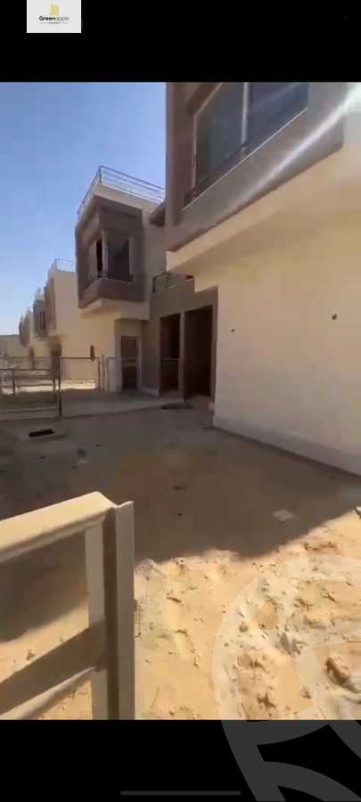 https://aqarmap.com.eg/en/listing/5306311-for-sale-cairo-new-cairo-compounds-blm-hylz-nyw-kyrw