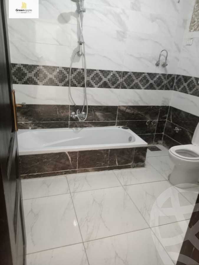 https://aqarmap.com.eg/ar/listing/5326103-for-rent-cairo-new-cairo-el-ahyaa-fourth-neighborhood-street-1