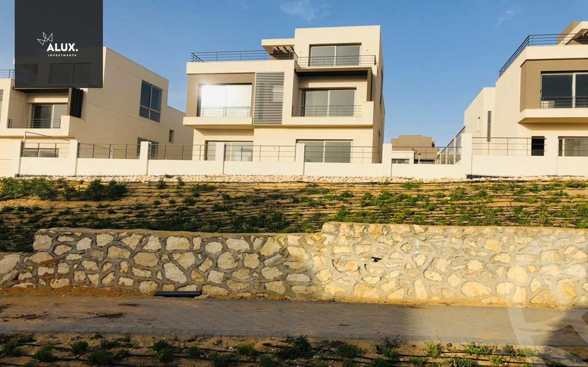 https://aqarmap.com.eg/en/listing/4514367-for-sale-cairo-new-cairo-compounds-cleo-water-residence-palm-hills