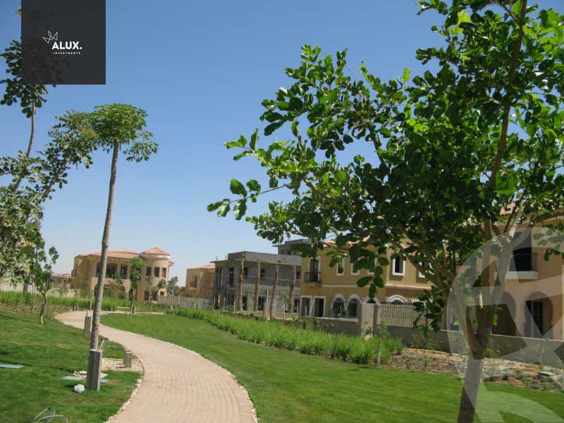 https://aqarmap.com.eg/ar/listing/4514919-for-sale-cairo-new-cairo-compounds-hyde-park-cluster-1-hyde-park