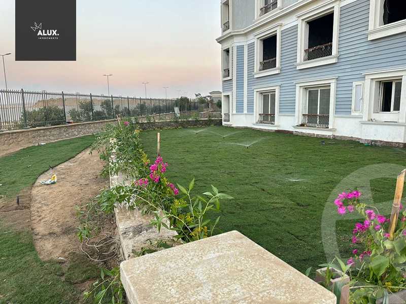 https://aqarmap.com.eg/ar/listing/4519827-for-sale-cairo-new-cairo-compounds-mountain-view-hyde-park