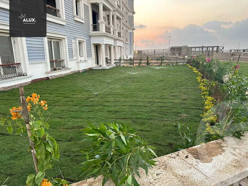 https://aqarmap.com.eg/ar/listing/4519827-for-sale-cairo-new-cairo-compounds-mountain-view-hyde-park