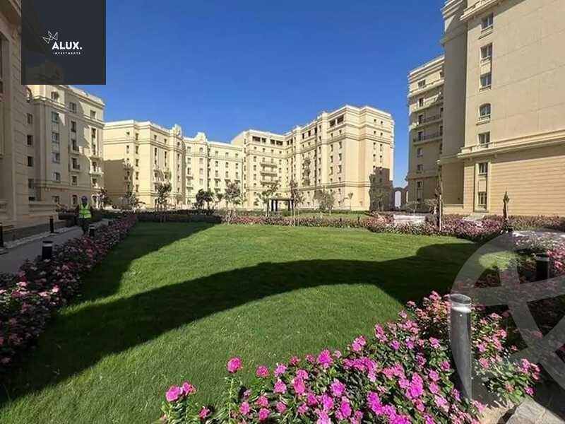 https://aqarmap.com.eg/ar/listing/4762958-for-sale-cairo-new-cairo-compounds-hyde-park-centre-ville-hyde-park