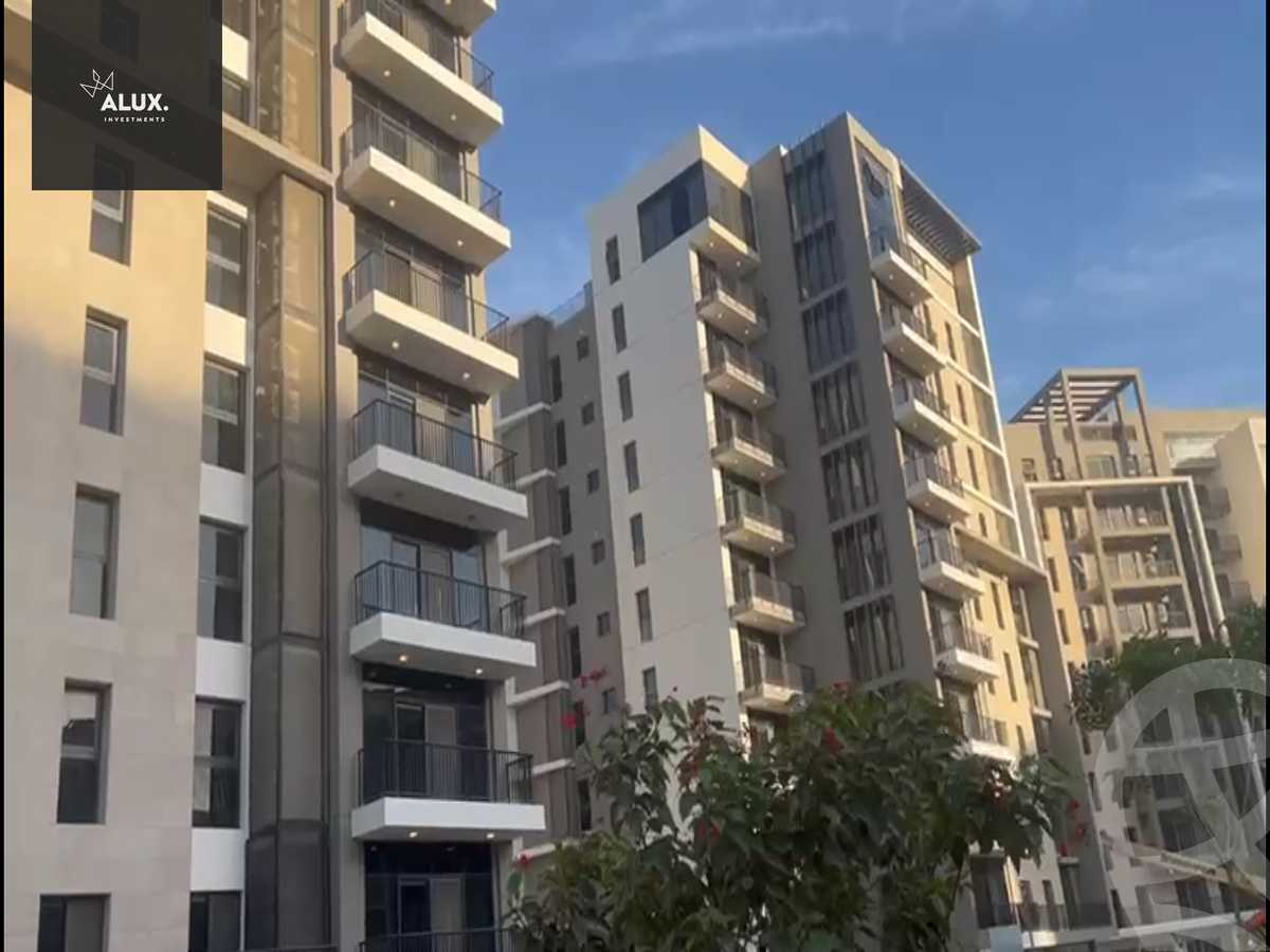 https://aqarmap.com.eg/ar/listing/4773123-for-sale-cairo-el-sheikh-zayed-city-compounds-zyd-wr-llttwyr-the-village-views