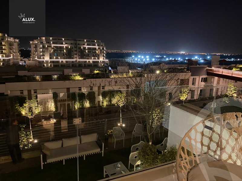 https://aqarmap.com.eg/ar/listing/4898198-for-sale-cairo-new-cairo-compounds-mwntn-fyw-y-syty-club-park-mountain-view-icity