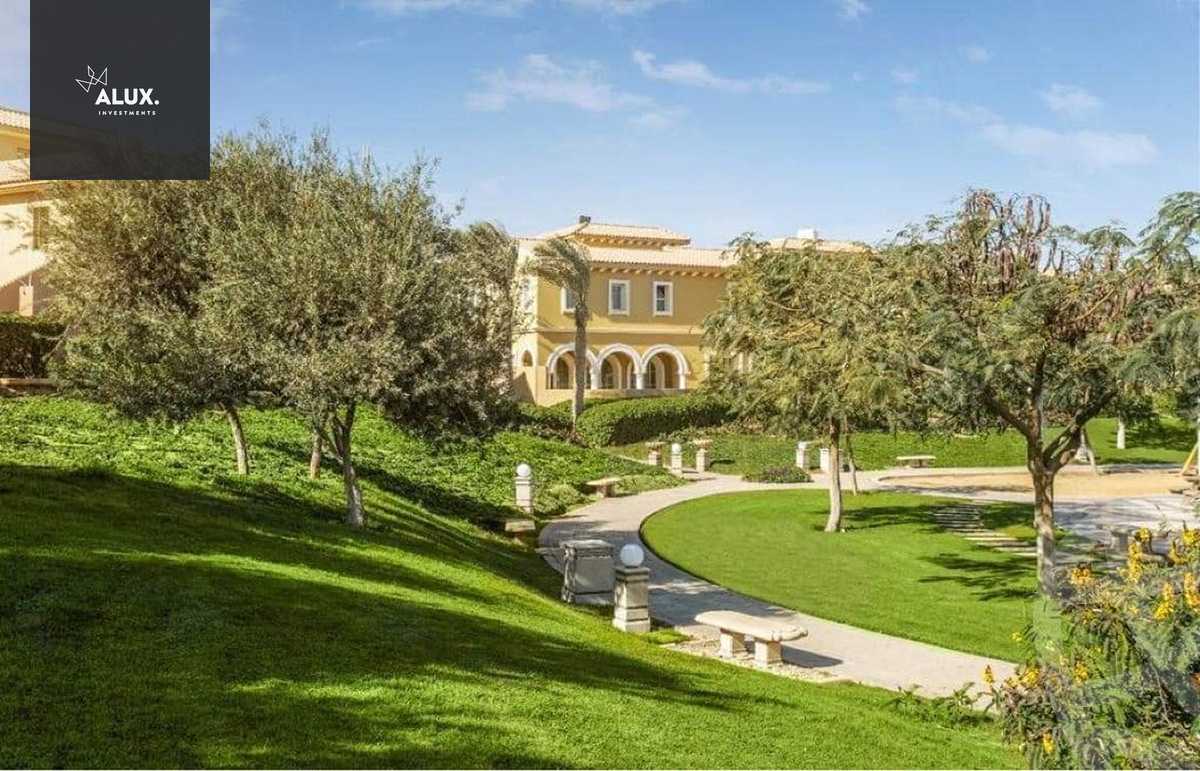 https://aqarmap.com.eg/ar/listing/4989658-for-sale-cairo-new-cairo-compounds-hyde-park-centre-ville-hyde-park