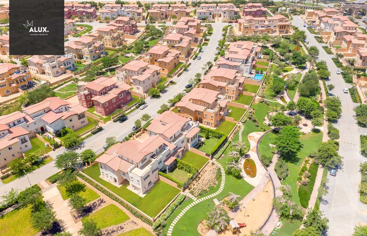 https://aqarmap.com.eg/ar/listing/4989658-for-sale-cairo-new-cairo-compounds-hyde-park-centre-ville-hyde-park