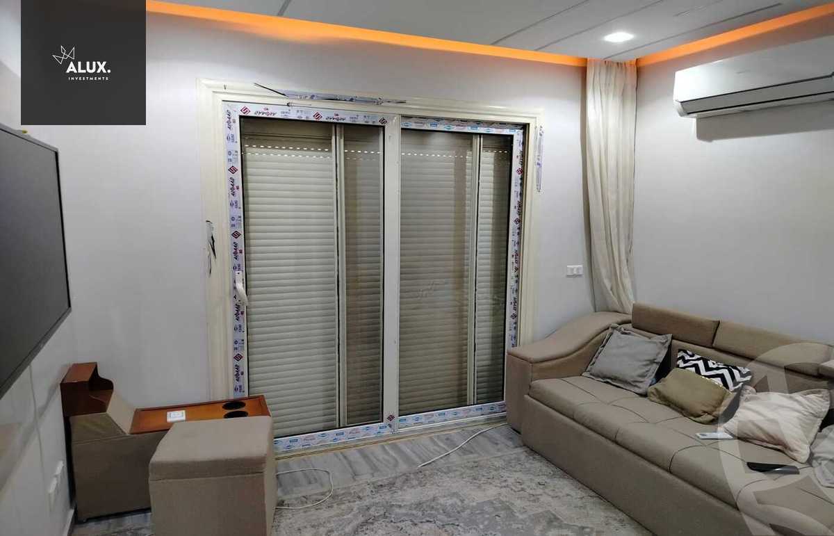 https://aqarmap.com.eg/ar/listing/5209385-for-sale-cairo-new-cairo-compounds-stwn-ryzydns-by-ar-y-llttwyr