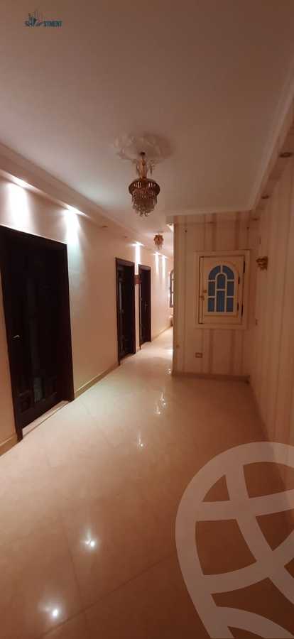 https://aqarmap.com.eg/en/listing/4277595-for-sale-cairo-el-shorouk-lhy-lwl-grb-neighbourhood-3-ahmed-shawky-st