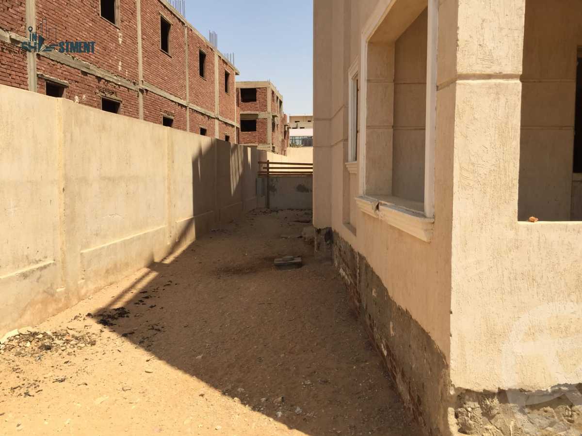 https://aqarmap.com.eg/ar/listing/4286850-for-sale-cairo-el-shorouk-lhy-lwl-shrq-neighborhood-4