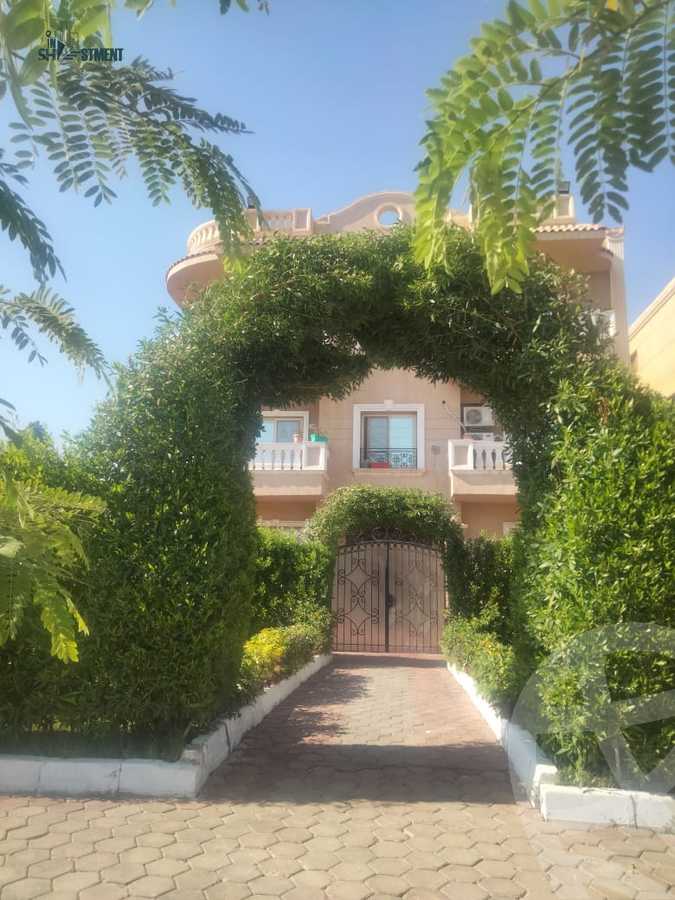 https://aqarmap.com.eg/en/listing/4308636-for-sale-cairo-el-shorouk-lhy-lthlth-shrq-neighbourhood-1