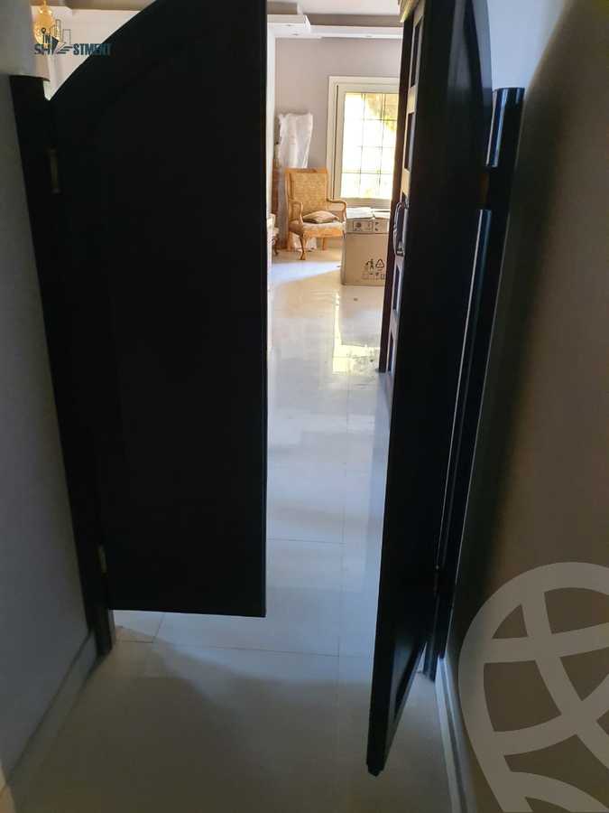 https://aqarmap.com.eg/en/listing/4308636-for-sale-cairo-el-shorouk-lhy-lthlth-shrq-neighbourhood-1